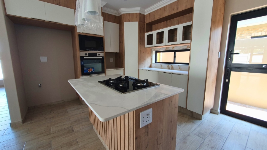 2 Bedroom Property for Sale in Dana Bay Western Cape